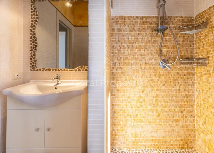 Appartement Secret View - 2 Beds - Wi-fi - Parking