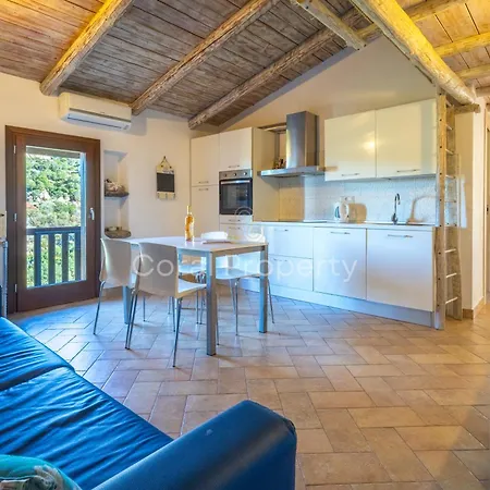 Apartment Secret View - 2 Beds - Wi-fi - Parking - By Coral